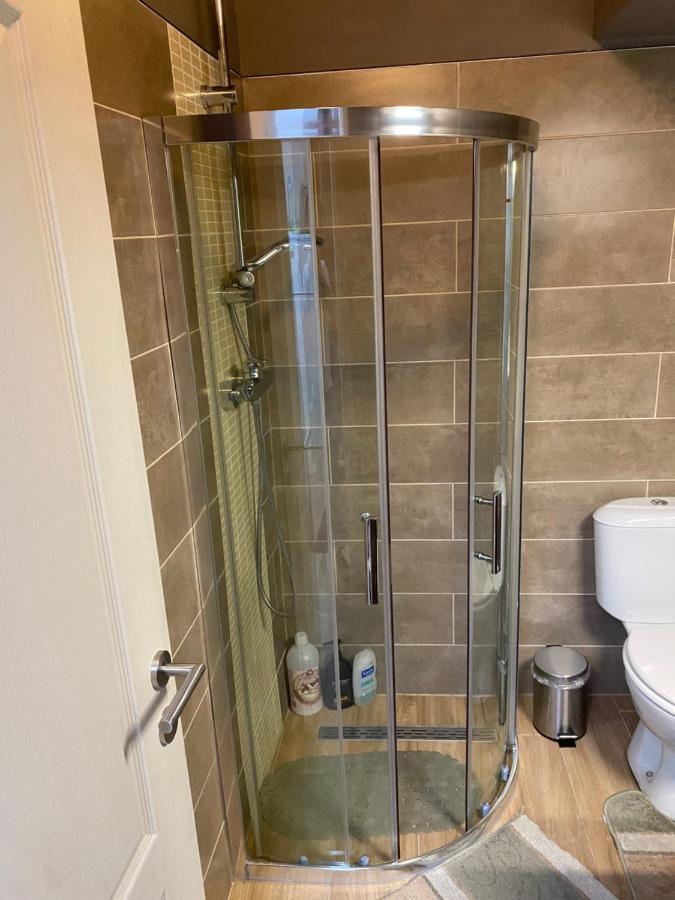 Superbe Appartement Σαρλρουά Εξωτερικό φωτογραφία