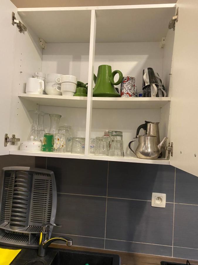 Superbe Appartement Σαρλρουά Εξωτερικό φωτογραφία