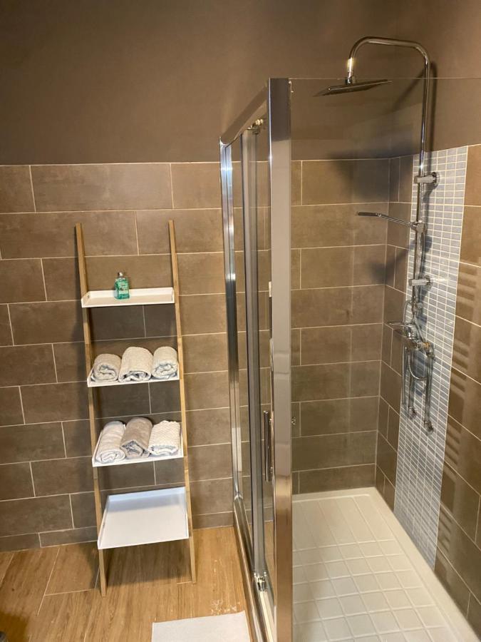 Superbe Appartement Σαρλρουά Εξωτερικό φωτογραφία