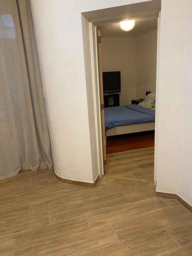 Superbe Appartement Σαρλρουά Εξωτερικό φωτογραφία
