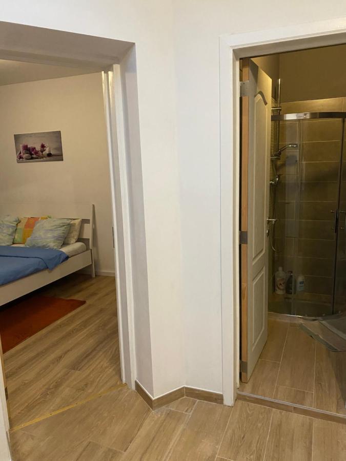 Superbe Appartement Σαρλρουά Εξωτερικό φωτογραφία